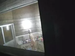 Lány szőke hajú barn ...